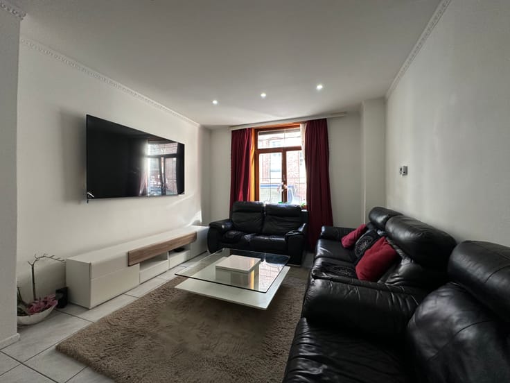 MOLENBEEK | 4-BEDROOM HOUSE