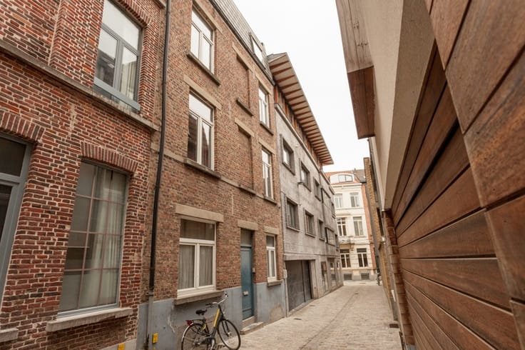 Compliant student residence with 5 units in the heart of Ghe