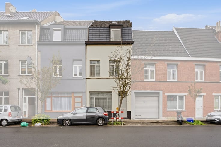 Karaktervolle en ruime stadswoning met zonnig dakterras i...